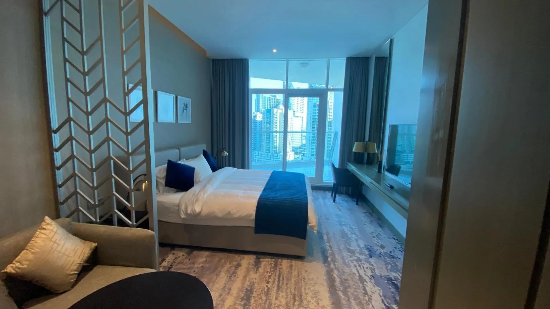 Luxurious Studio In Damac Maison Prive By Phineek Vacation Home Dubai Apartment